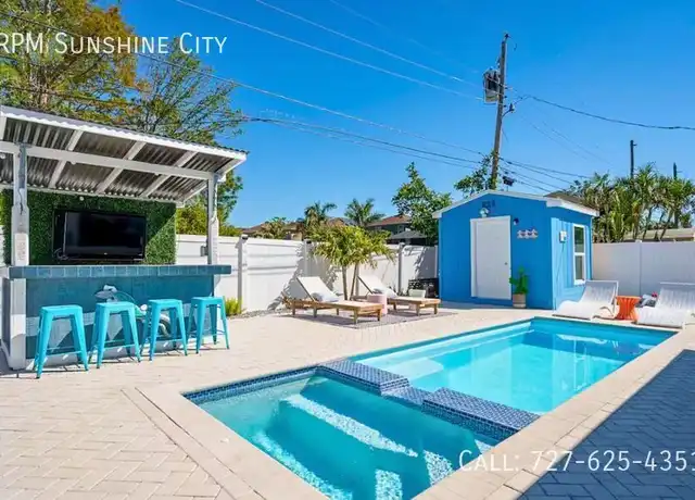 Property at 10907 57th Ave, Seminole, FL, 33772, 3 beds, 2 baths, [object Object]