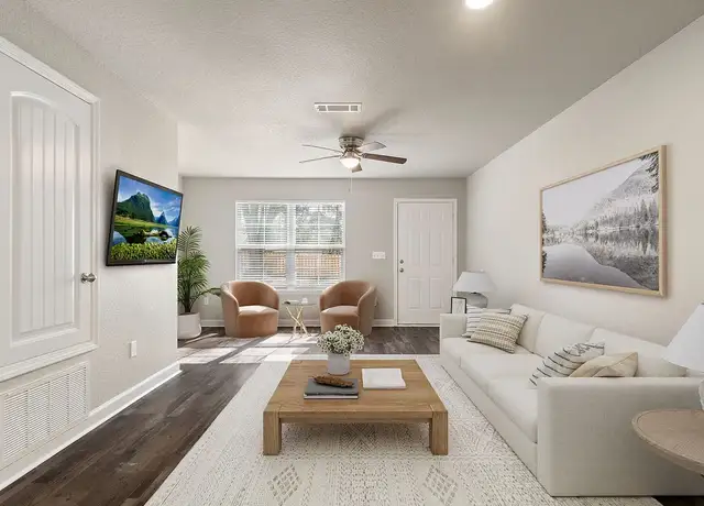 Photo of 150 S Crow Rd, Pensacola, FL 32506