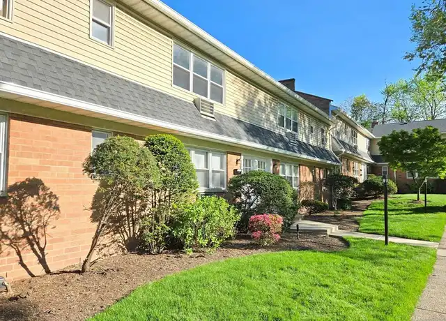 Property at 20A Lakeview Ave, Leonia, NJ, 07605, 2 beds, 1 bath, [object Object]