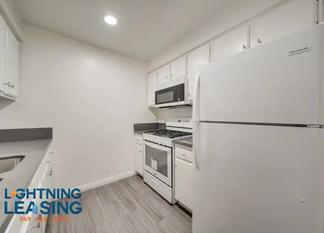 Property at 5123 Klump Ave Unit 208D, North Hollywood, CA, 91601, 2 beds, 1 bath, [object Object]