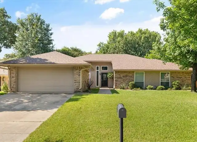 Property at 5102 Overridge Dr, Arlington, TX, 76017, 3 beds, 2 baths, [object Object]