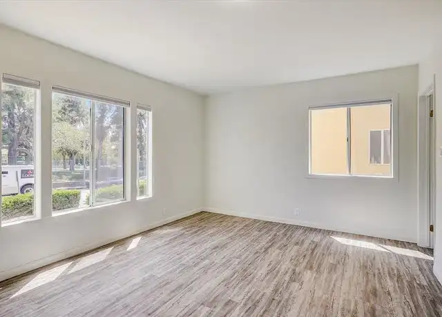Property at Beverly Blvd Apartments - 4901 Beverly Blvd, Los Angeles, CA, 90004, 0 beds, 1 bath, [object Object]