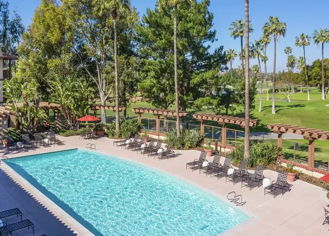 Photo of 100 Robinson Dr, Tustin, CA 92782