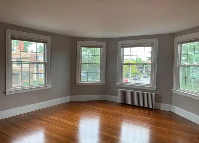 Property at 30 Elmgrove Ave, Providence, RI, 02906, 1 bed, 1 bath, [object Object]