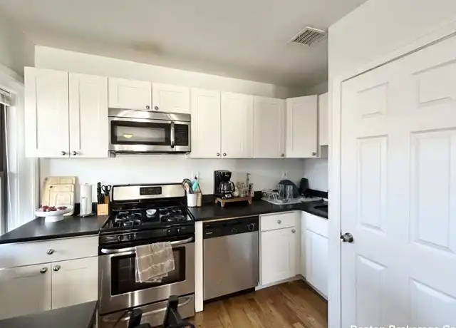 Property at 914 Dorchester Ave, Boston, MA, 02125, 3 beds, 1 bath, [object Object]