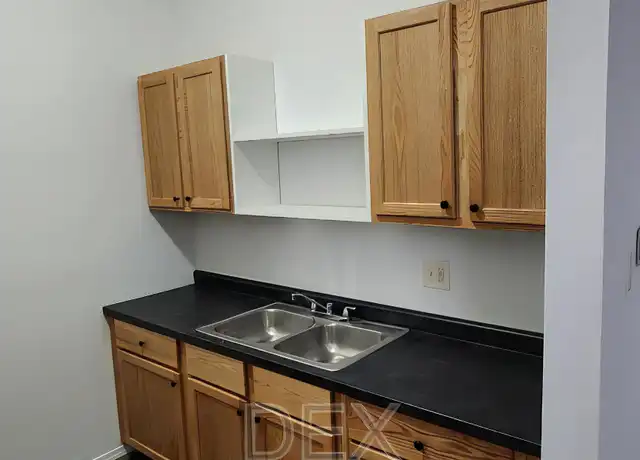 Property at 5096 Minerva Ave Unit D, St. Louis, MO, 63113, 3 beds, 1 bath, [object Object]