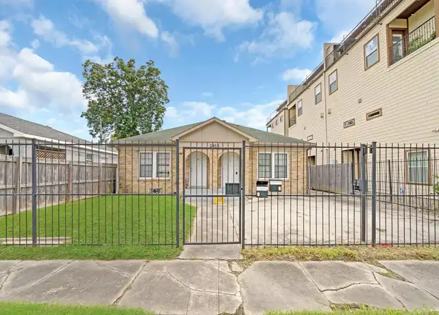 Property at 2915 Isabella St, Houston, TX, 77004, 1 bed, 1 bath, [object Object]