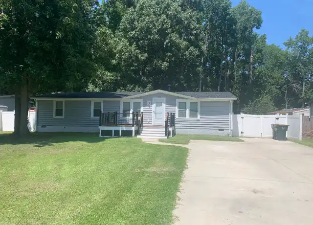 Property at 102 Blackwood Ct, Yorktown, VA, 23693, 3 beds, 2 baths, [object Object]