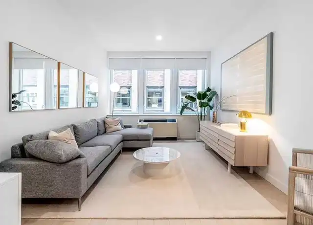 Property at 20 Broad St Unit 1910, New York, NY, 10005, 3 beds, 1 bath, [object Object]