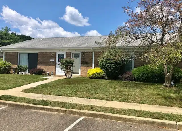 Property at 11 River Ln #136, Brick, NJ, 08724, 1 bed, 1 bath, [object Object]