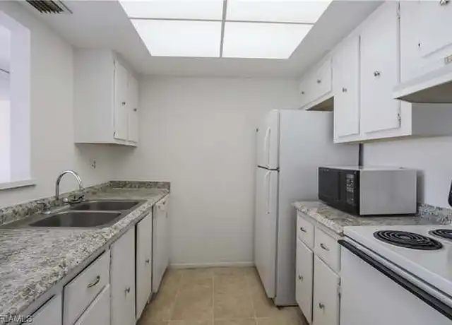 Property at 3704 Broadway, Fort Myers, FL, 33901, 2 beds, 2 baths, [object Object]