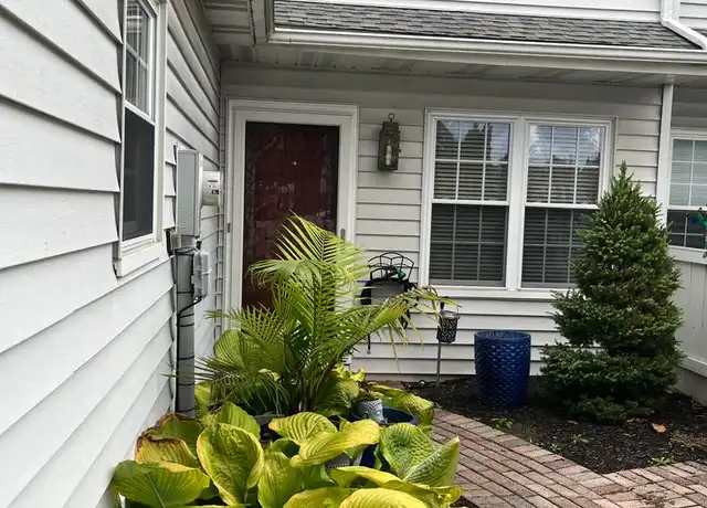 Property at 106 Spring Ridge Ct, Lancaster, PA, 17601, 3 beds, 1.5 baths, [object Object]