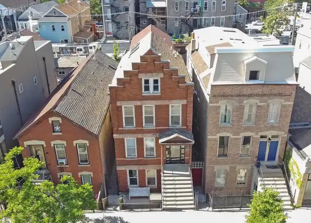 Property at 1645 W 17th St Unit 1645-2, Chicago, IL, 60608, 3 beds, 2 baths, [object Object]