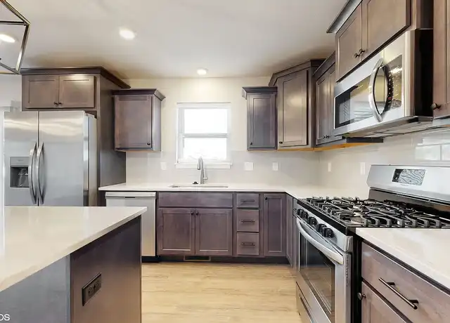 Property at Weldon Reserve - 1735 Beech St, Normal, IL, 61761, 2-4 beds, 2-3 baths, [object Object]