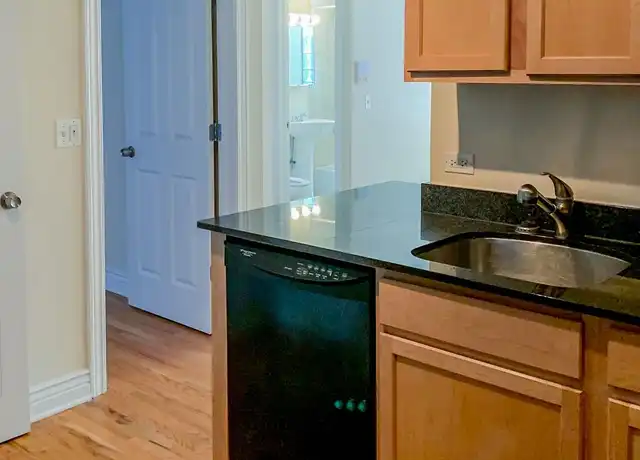 Property at 1214 W Waveland Ave #1, Chicago, IL, 60613, 2 beds, 1 bath, [object Object]