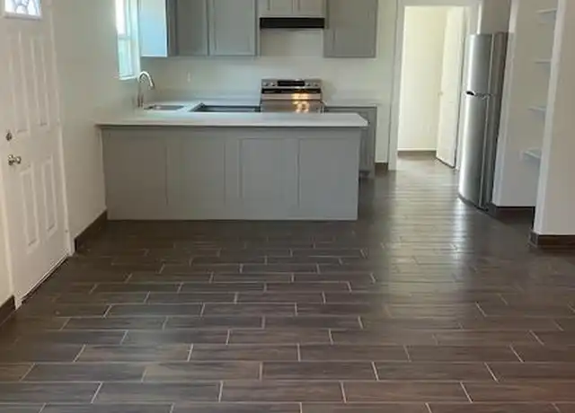 Property at 5006 N Crown Pt Unit 2, Pharr, TX, 78577, 3 beds, 2 baths, [object Object]