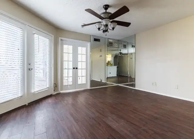 Property at 1704 Baird Farm Cir #4305, Arlington, TX, 76006, 1 bed, 1 bath, [object Object]