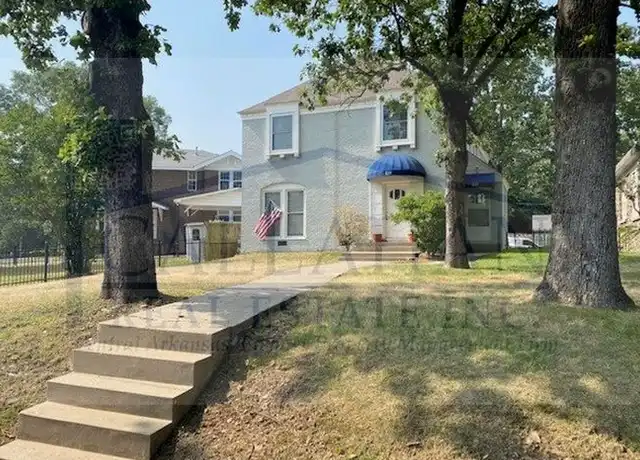 Property at 137 Crestview Dr, North Little Rock, AR, 72116, 2 beds, 1 bath, [object Object]