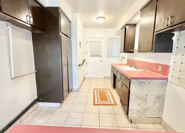 Property at 10215 England Ave Unit 3, Inglewood, CA, 90303, 1 bed, 1 bath, [object Object]