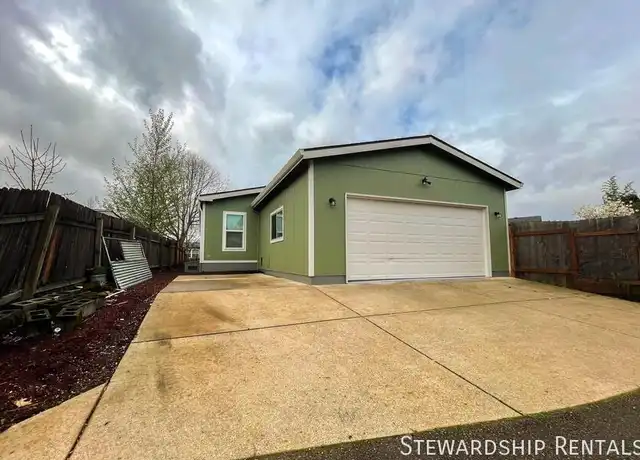 Property at 1313 Bramblewood Ln, Eugene, OR, 97404, 3 beds, 2 baths, [object Object]