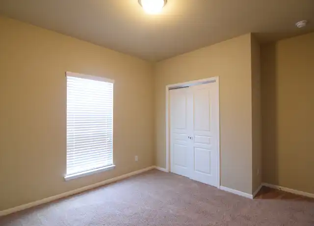 Property at 410 Stonehouse Ln, Temple, TX, 76502, 3 beds, 2 baths, [object Object]