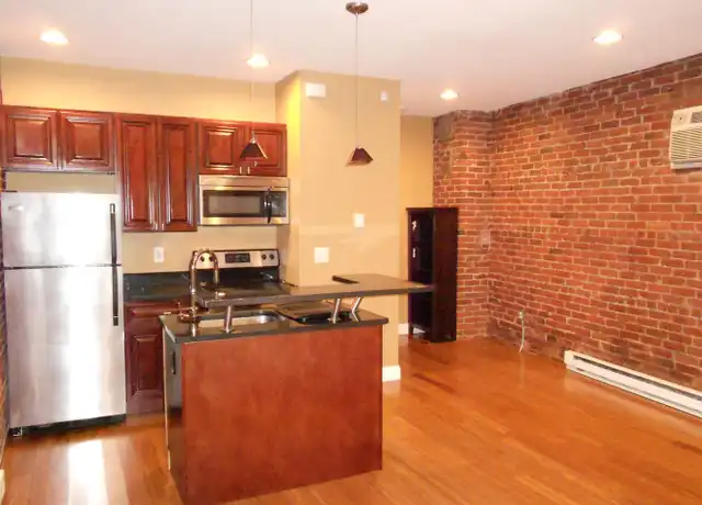 Property at 98 Knight St Unit 1, Providence, RI, 02909, 1 bed, 1 bath, [object Object]