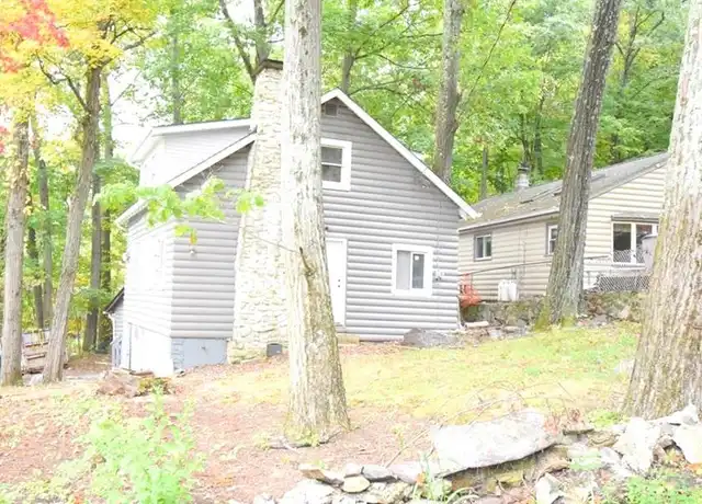 Property at 7 Wildwood Dr, Greenwood Lake, NY, 10925, 4 beds, 2 baths, [object Object]
