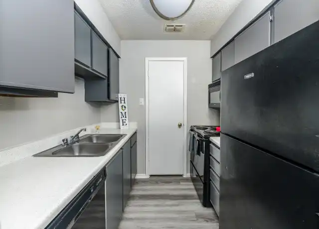 Property at Peppermill - 2125 Universal City Blvd, Universal City, TX, 78148, 2 beds, 1-2 bath, [object Object]