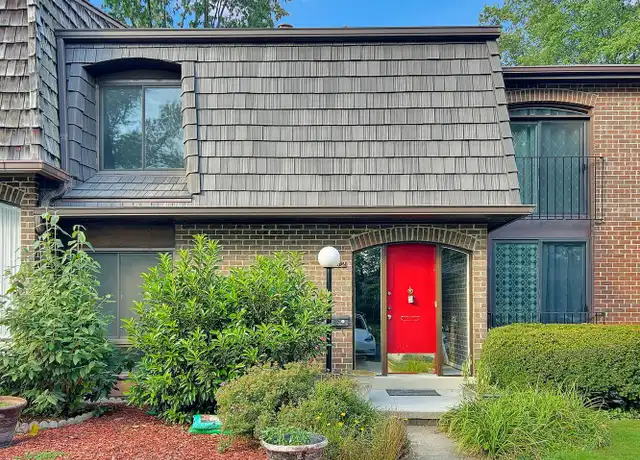 Property at 8182 Inverness Ridge Rd, Potomac, MD, 20854, 3 beds, 2.5 baths, [object Object]