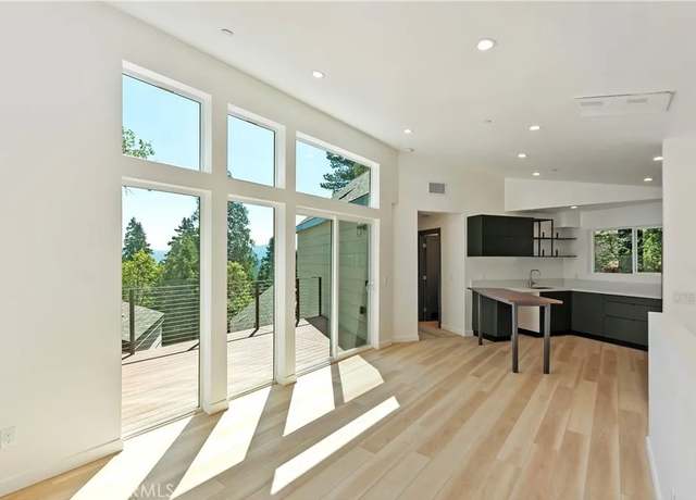 Photo of 441 Oriole Dr Unit 1, Twin Peaks, CA 92391
