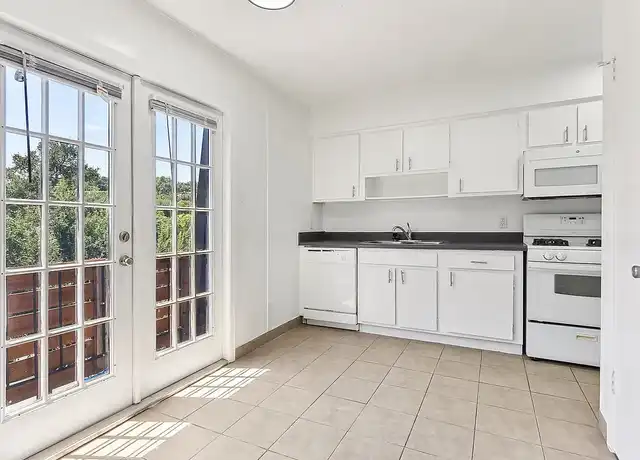 Property at Pease Parkside Apartments - 1302 W 24th St, Austin, TX, 78705, 1 bed, 1 bath, [object Object]