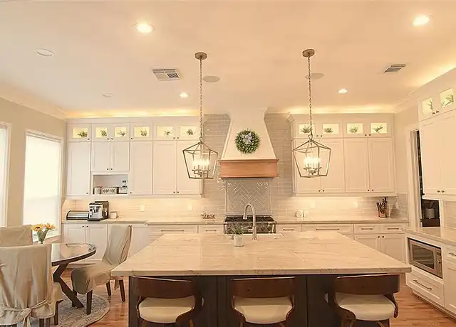 Property at 7531 Woodvine Place Ct, Houston, TX, 77055, 3 beds, 3.5 baths, [object Object]