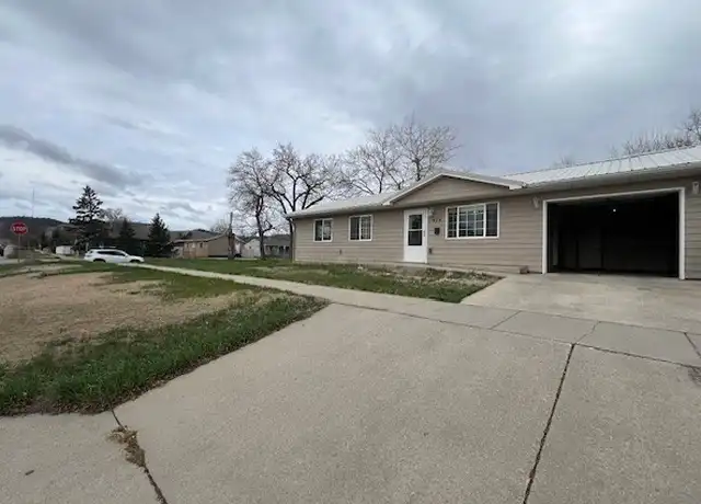 Property at 424 Adams St, Rapid City, SD, 57701, 3 beds, 1 bath, [object Object]