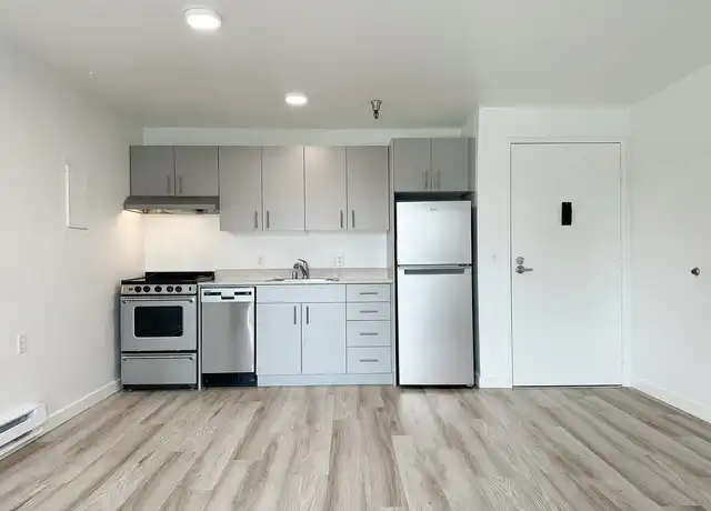 Property at Highlander Apartments - 11501 15th Ave NE, Seattle, WA, 98125, 0-1 beds, 1 bath, [object Object]