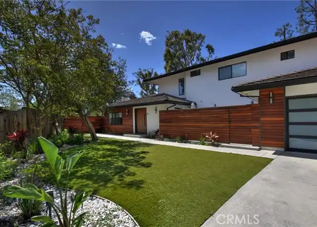 Property at 4751 Del Moreno Dr, Woodland Hills, CA, 91364, 5 beds, 5 baths, [object Object]