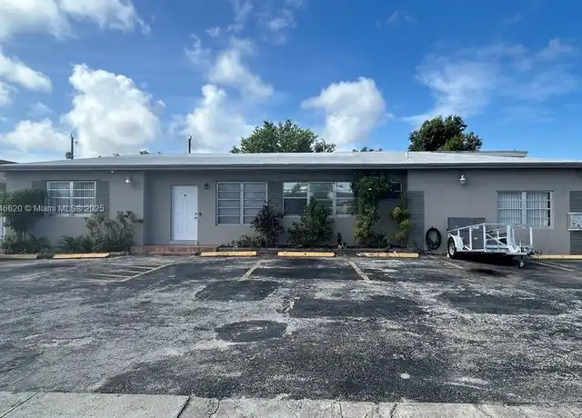 Property at 60 W 12th St Unit D, Hialeah, FL, 33010, 13 beds, 8 baths, [object Object]