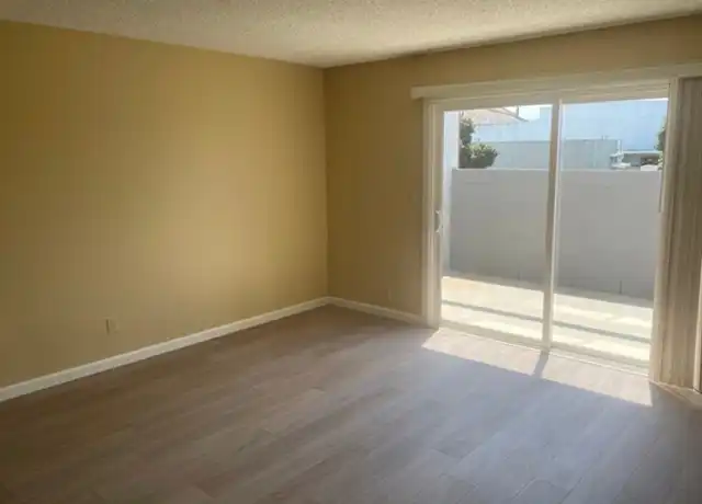 Property at 708 S Prospect Ave Unit 15, Redondo Beach, CA, 90277, 2 beds, 2 baths, [object Object]