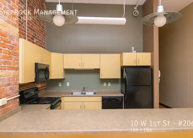 Property at 10 W 1st St Unit 206, Duluth, MN, 55802, 1 bed, 1 bath, [object Object]