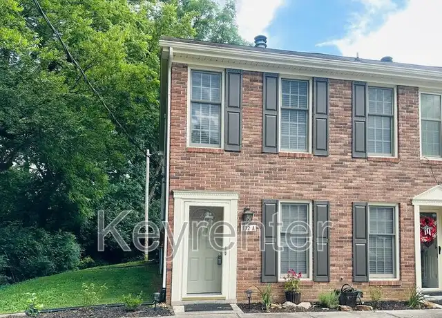 Property at 132 Durwood Rd Unit A, Knoxville, TN, 37922, 2 beds, 2.5 baths, [object Object]