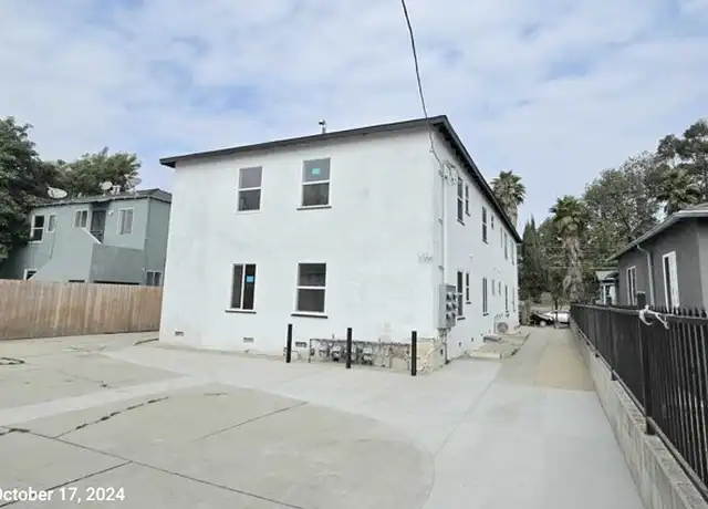 Property at 8524 Beverlywood St Unit 2, Los Angeles, CA, 90034, 3 beds, 2 baths, [object Object]