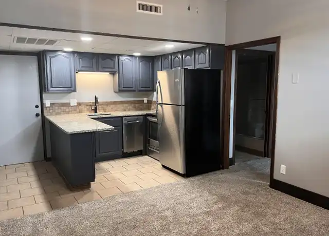 Property at 200 S Main St Unit 302, El Dorado, KS, 67042, 1 bed, 1 bath, [object Object]