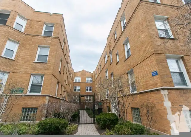 Property at 628 W Roscoe St Unit 630-1S, Chicago, IL, 60657, 2 beds, 1 bath, [object Object]