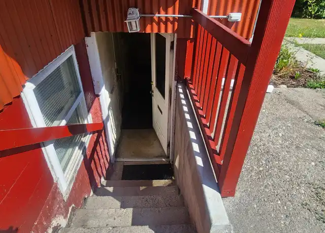 Property at 405 S 12th Ave, Bozeman, MT, 59715, 3 beds, 1 bath, [object Object]