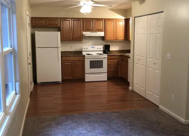 Property at 137 Paige Ct Exd Unit 4, Weirton, WV, 26062, 2 beds, 1 bath, [object Object]