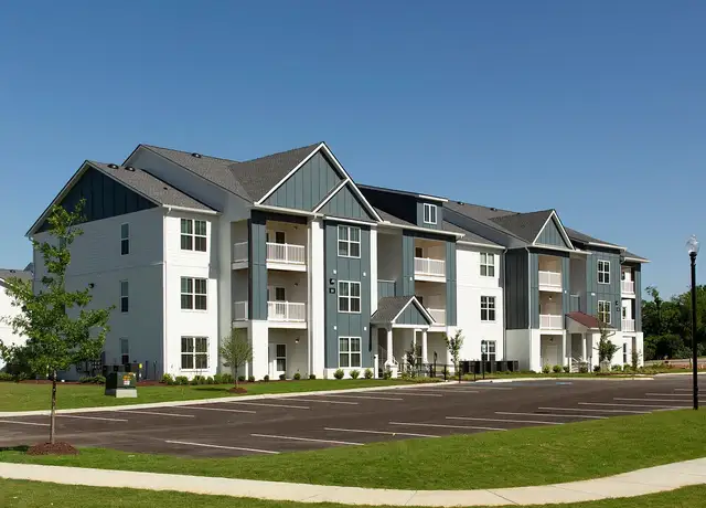 Photo of 1000 Hathaway Blvd, Spring Hill, TN 37174
