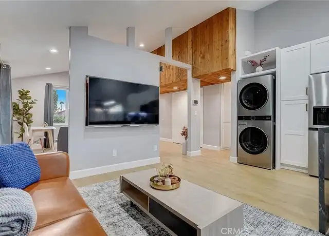 Property at 5030 Kensington Way, Riverside, CA, 92507, 2 beds, 1 bath, [object Object]