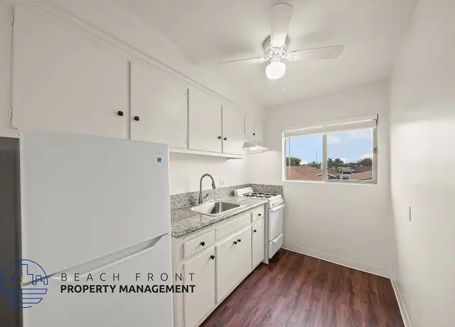 Photo of 12233 Manor Dr, Hawthorne, CA 90250