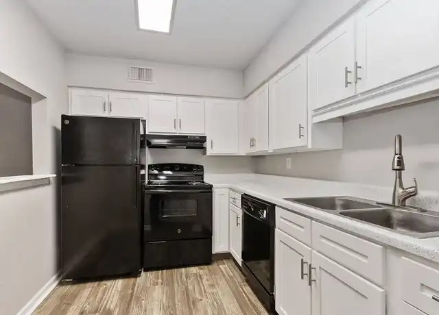 Property at Eastwood Crossings - 7000 Crabapple Ln, Kansas City, MO, 64129, 0-3 beds, 1-2 bath, [object Object]