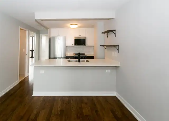Property at 5905 N Sheridan Rd Unit 407, Chicago, IL, 60660, 2 beds, 1.5 baths, [object Object]