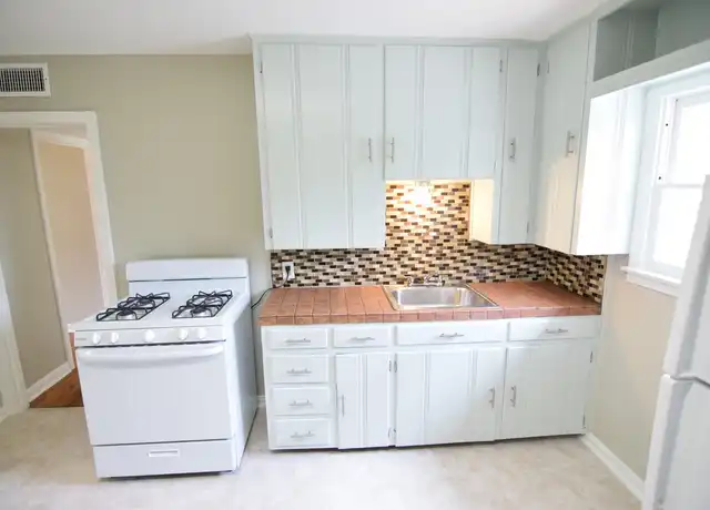 Property at 1608 S 37th St, Temple, TX, 76504, 2 beds, 1 bath, [object Object]